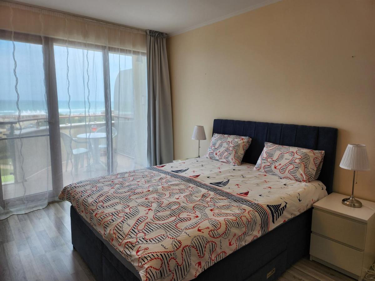 Beach View Apartment Shkorpilovtsi Exterior foto
